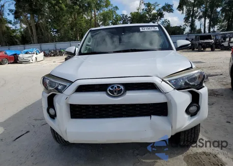 2016 Toyota 4Runner Sr5 z USA, uszkodzony, nr VIN JTEZU5JR6G5142934